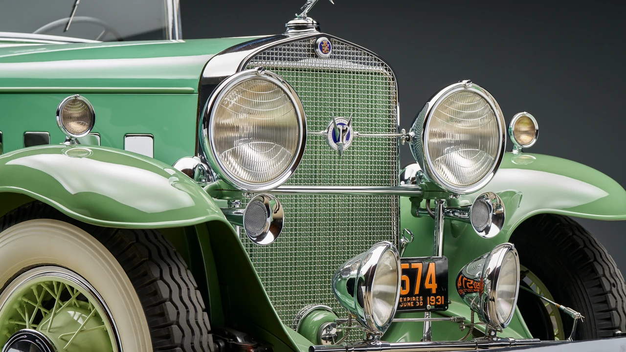 1931 Cadillac V-12 - Image 18 of 31