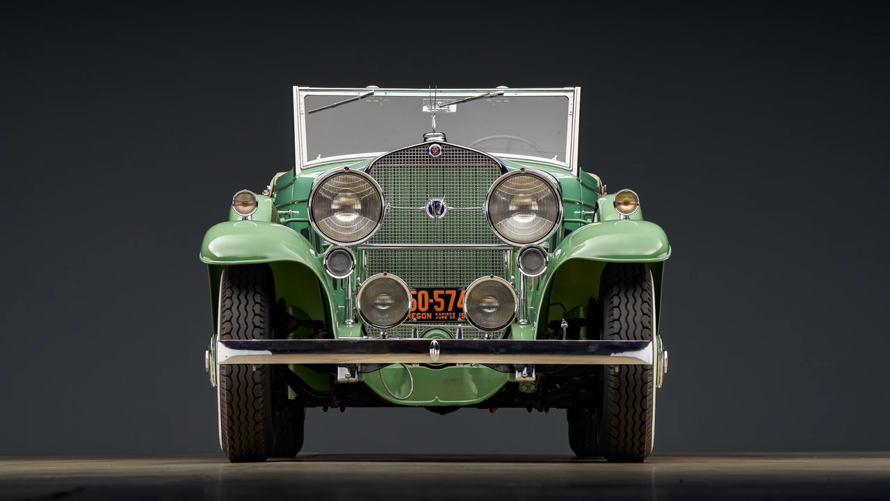 1931 Cadillac V-12 - Image 4 of 31