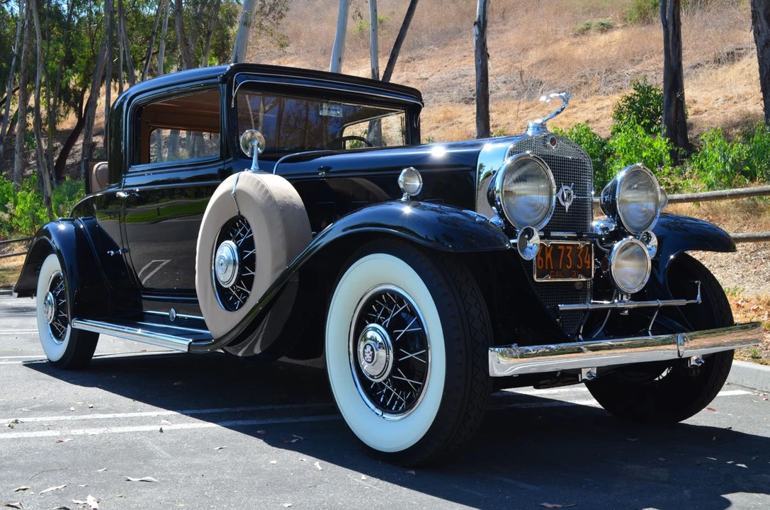 1931 Cadillac V-12 - Image 3 of 31