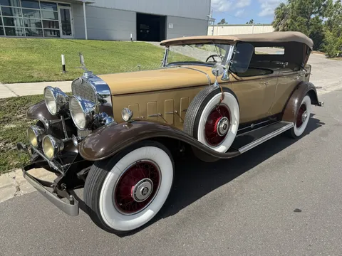 1931 Cadillac V-12 - Image 2 of 31