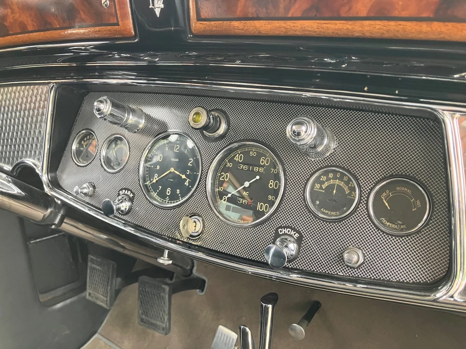 1931 Cadillac V-12 - Image 30 of 31