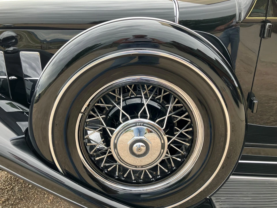 1931 Cadillac V-12 - Image 23 of 31