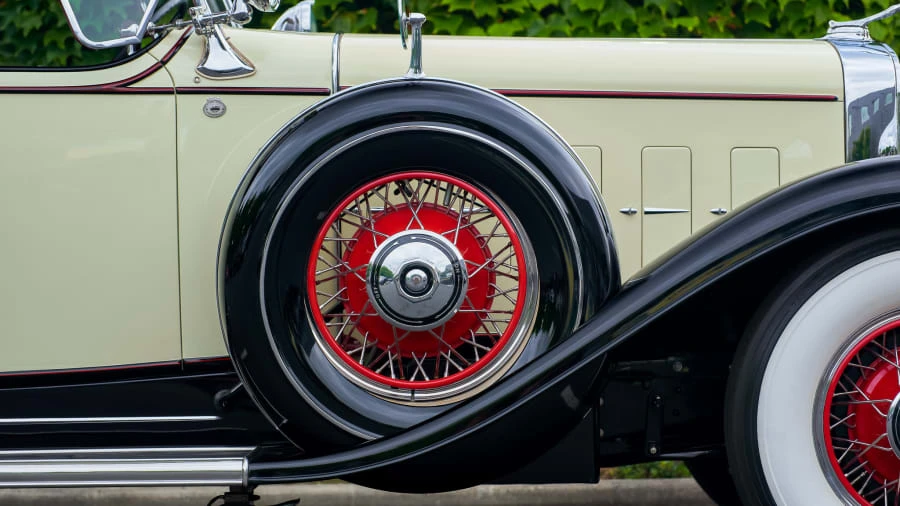 1931 Cadillac V-12 - Image 18 of 31