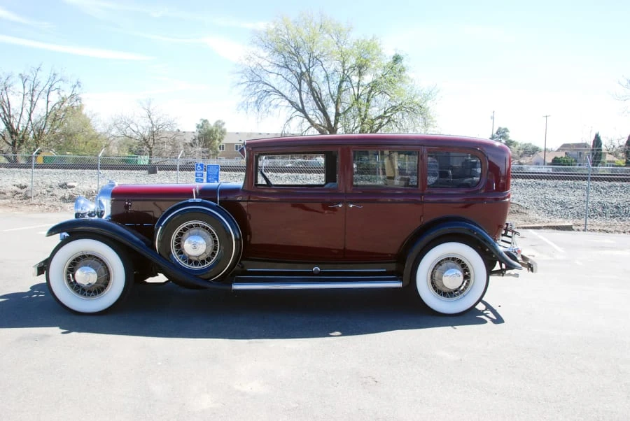1931 Cadillac V-12 - Image 2 of 8