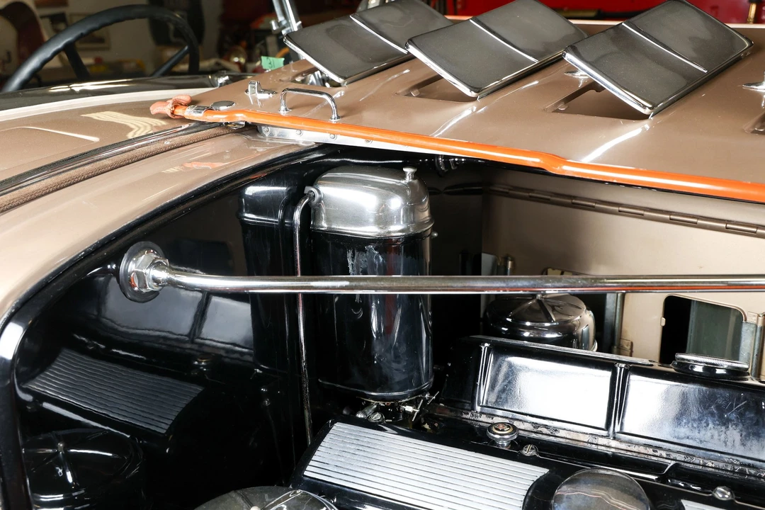 1931 Cadillac V-12 - Image 23 of 31