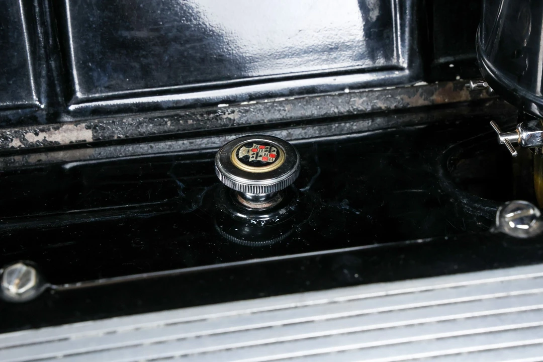 1931 Cadillac V-12 - Image 29 of 31