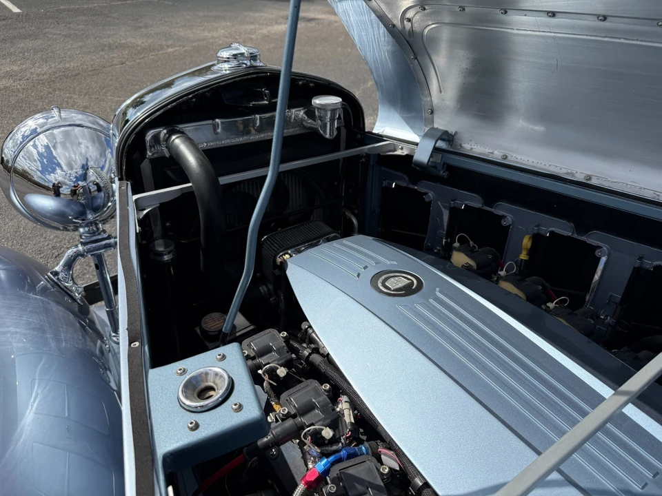 1931 Cadillac V-12 - Image 14 of 21