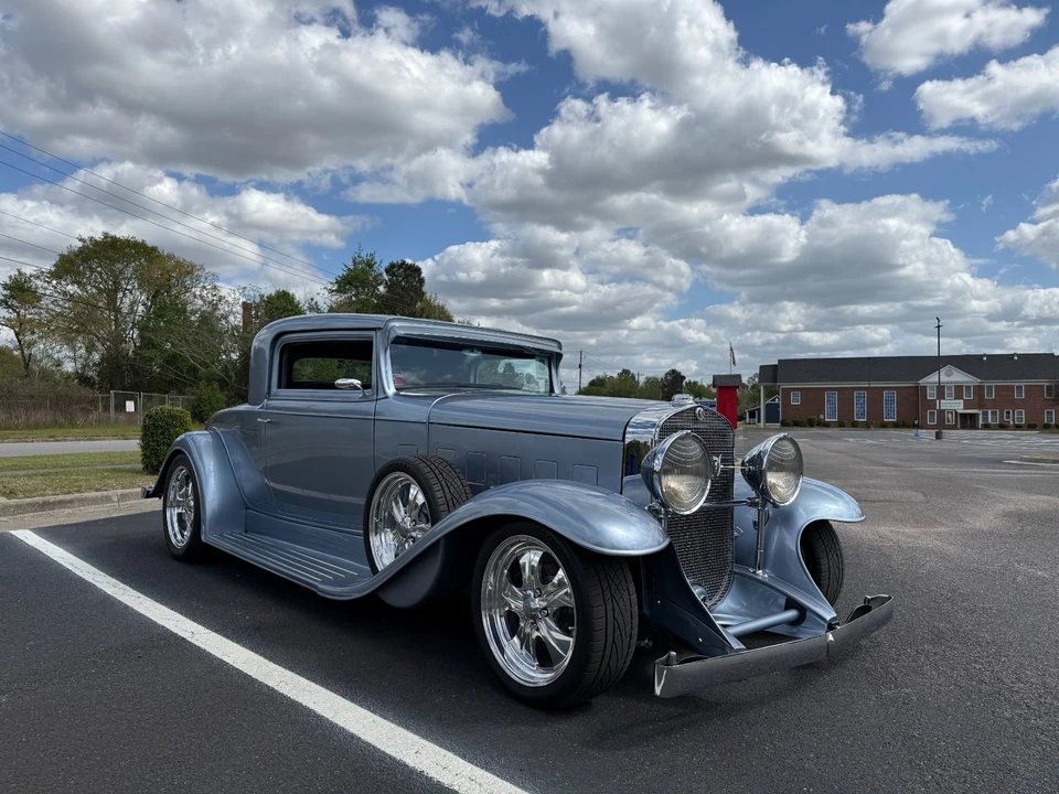 1931 Cadillac V-12 - Image 3 of 21