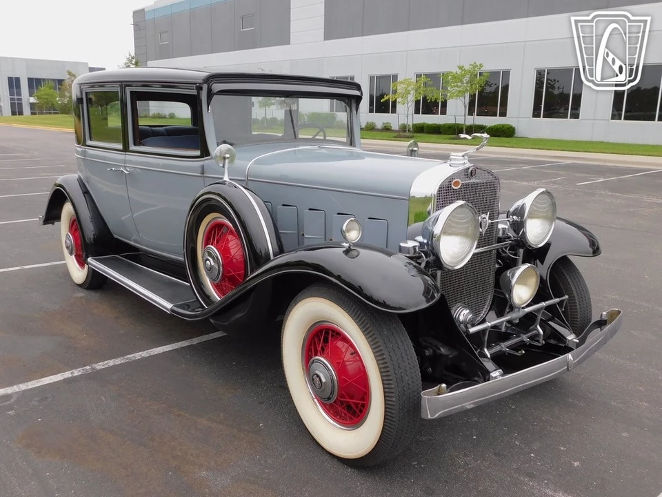 1931 Cadillac V-12 - Image 9 of 12
