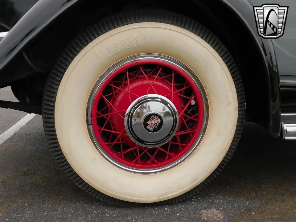 1931 Cadillac V-12 - Image 17 of 21