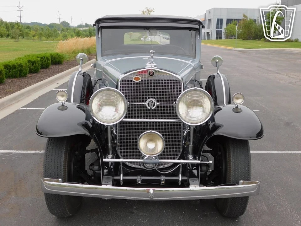 1931 Cadillac V-12 - Image 10 of 12