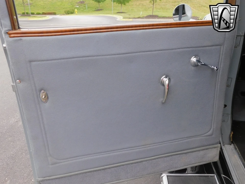1931 Cadillac V-12 - Image 20 of 21