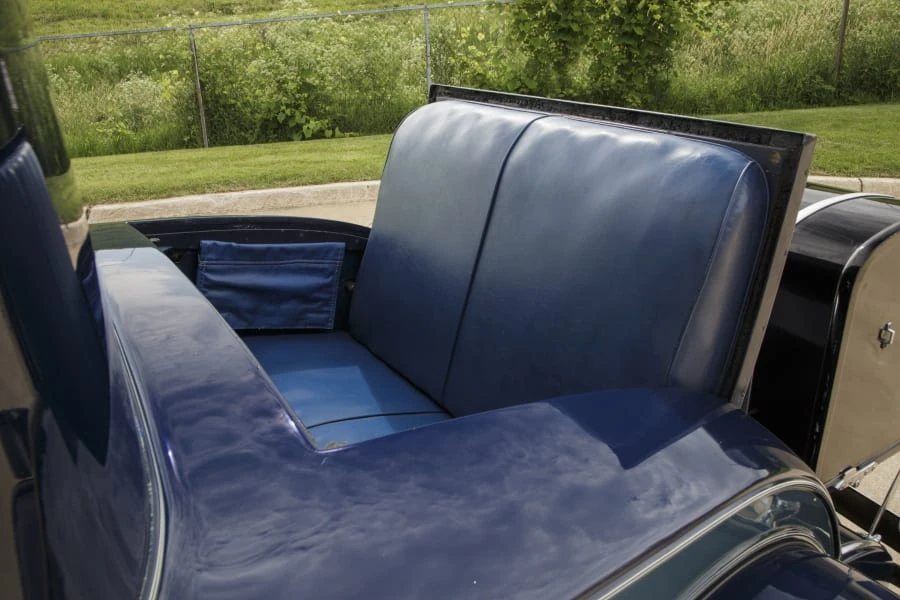 1931 Cadillac V-12 - Image 6 of 12