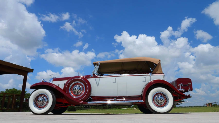 1931 Cadillac V-12 - Image 2 of 12