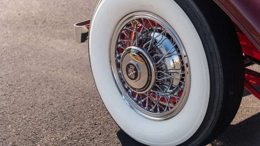 1931 Cadillac V-12 - Image 9 of 20