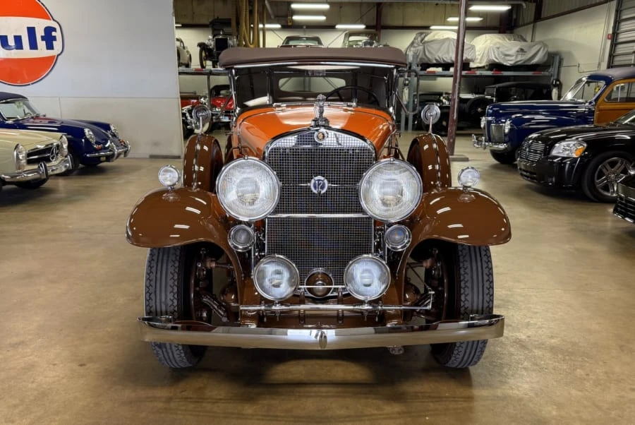 1931 Cadillac V-12 - Image 3 of 24