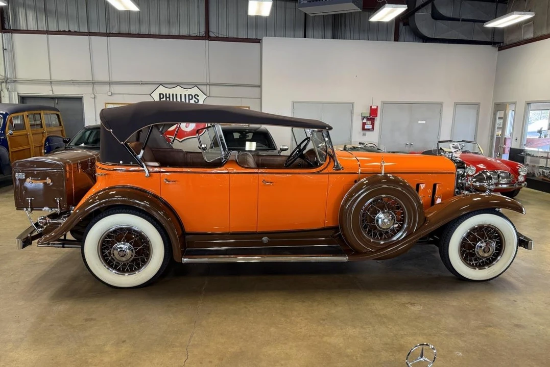 1931 Cadillac V-12 - Image 30 of 31
