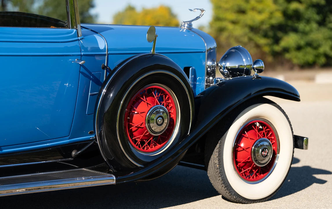 1931 Cadillac V-12 - Image 13 of 15
