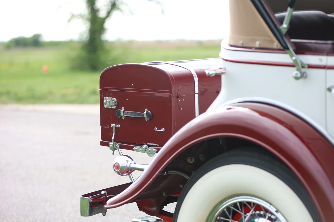 1931 Cadillac V-12 - Image 28 of 31