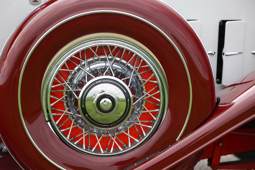 1931 Cadillac V-12 - Image 29 of 31