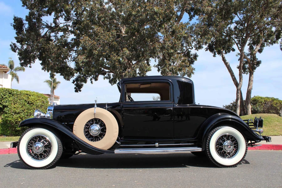 1931 Cadillac V-12 - Image 2 of 12