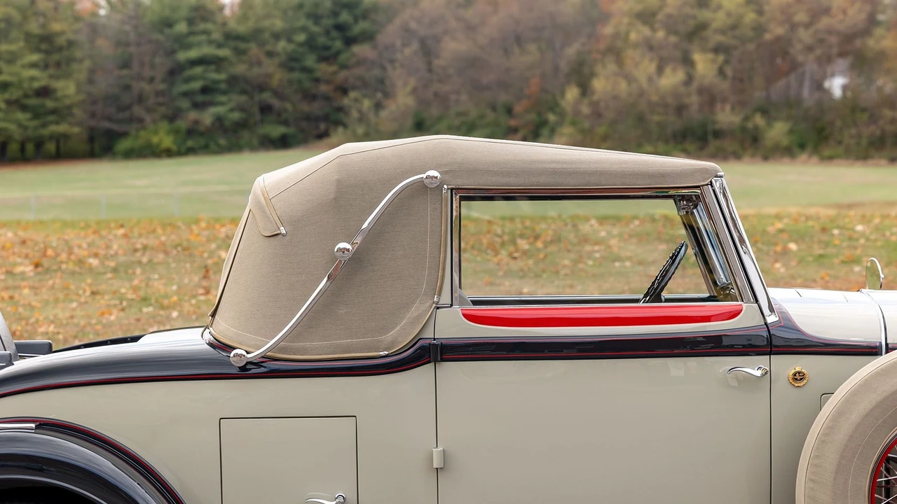 1931 Cadillac V-12 - Image 29 of 31