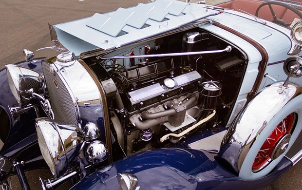 1931 Cadillac V-12 - Image 15 of 17