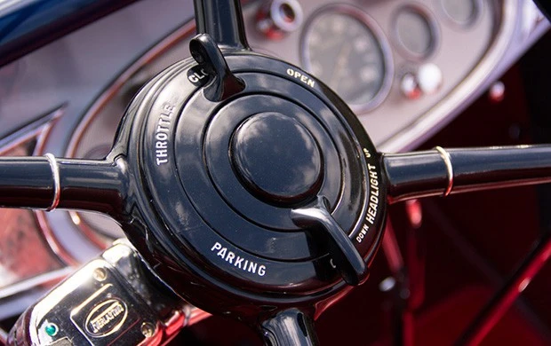 1931 Cadillac V-12 - Image 9 of 17