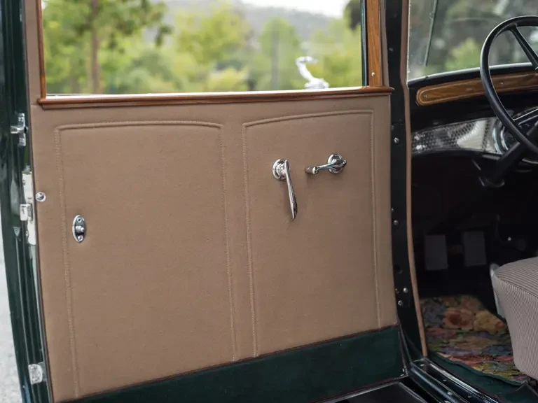 1931 Cadillac V-12 - Image 15 of 25