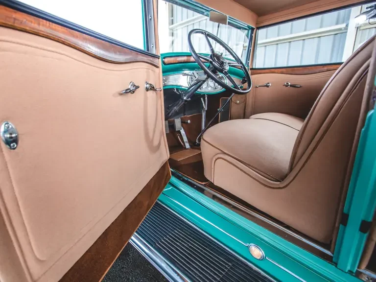1931 Cadillac V-12 - Image 8 of 10