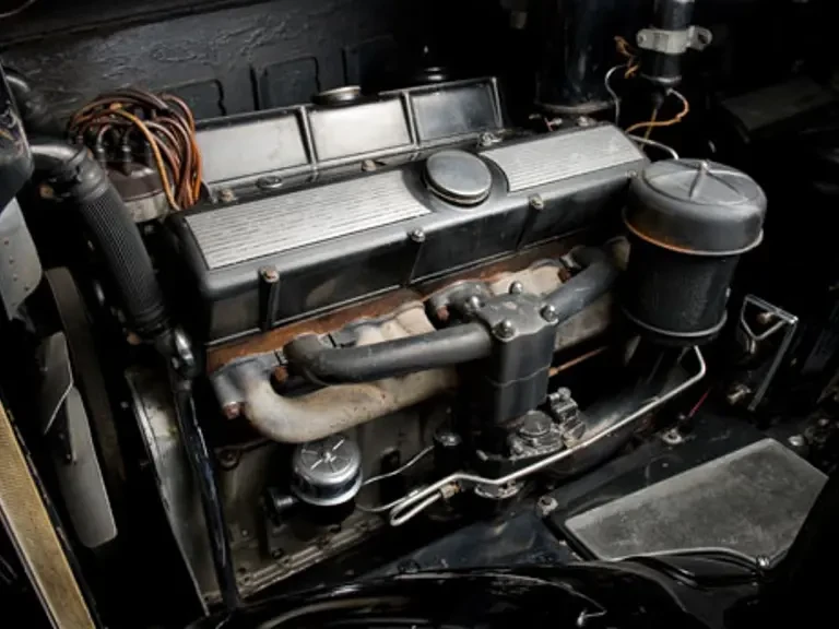 1931 Cadillac V-12 - Image 4 of 27