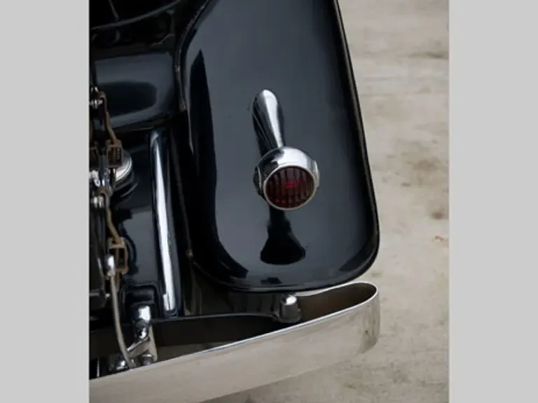 1931 Cadillac V-12 - Image 11 of 27
