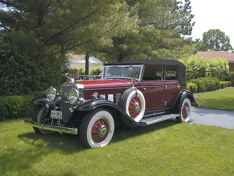 1931 Cadillac V-12 - Image 2 of 2
