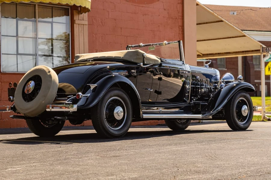1931 Cadillac V-12 - Image 3 of 31