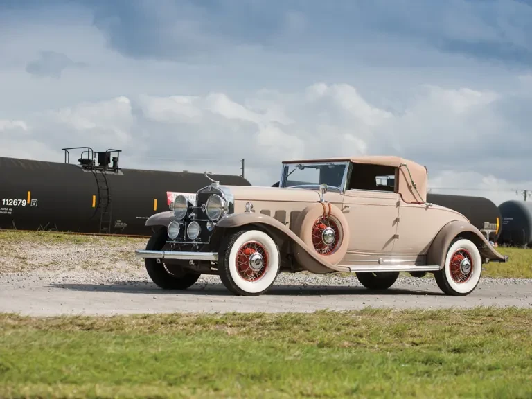 1931 Cadillac V-12 - Image 2 of 2