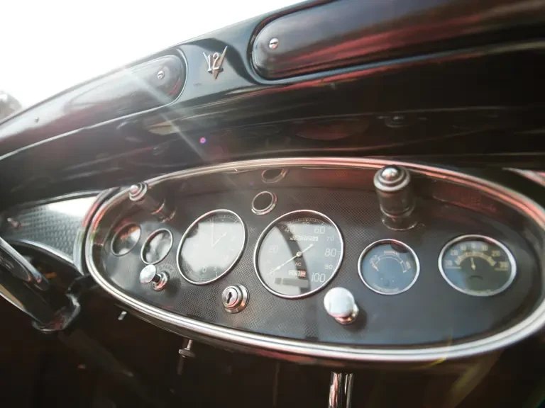 1931 Cadillac V-12 - Image 12 of 16