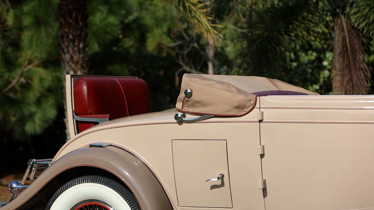 1931 Cadillac V-12 - Image 17 of 31