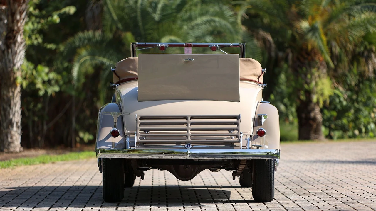 1931 Cadillac V-12 - Image 18 of 31