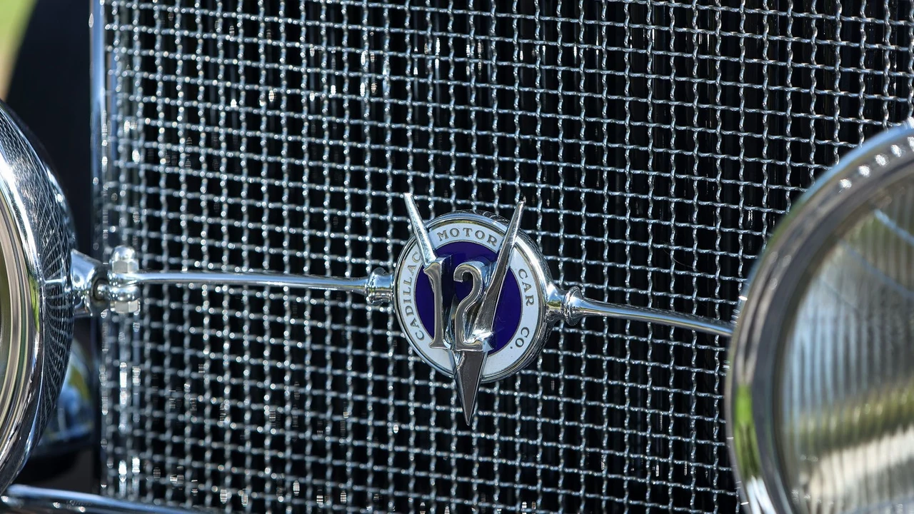1931 Cadillac V-12 - Image 31 of 31