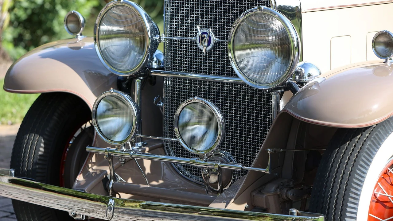 1931 Cadillac V-12 - Image 21 of 31