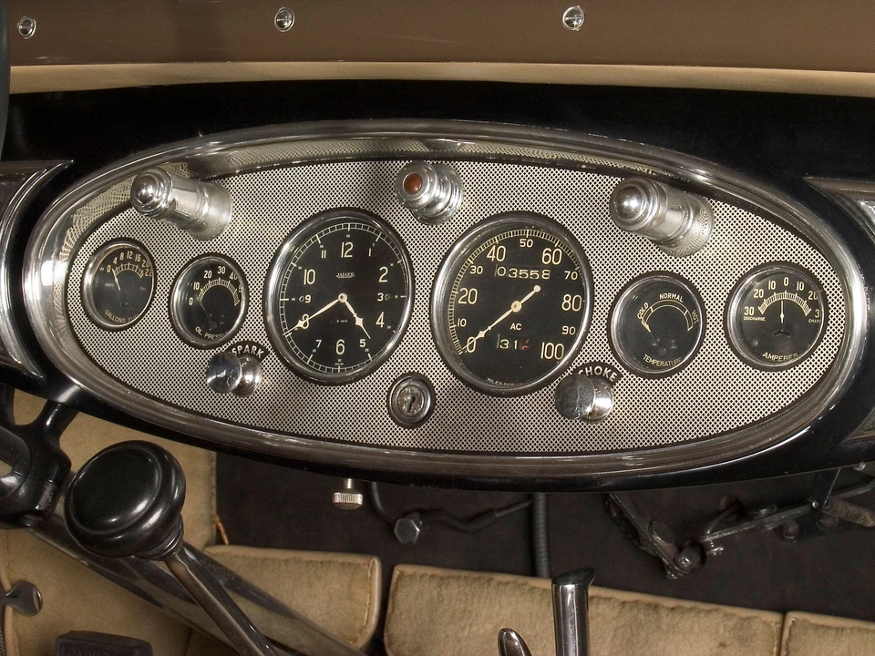 1931 Cadillac V-12 - Image 2 of 7