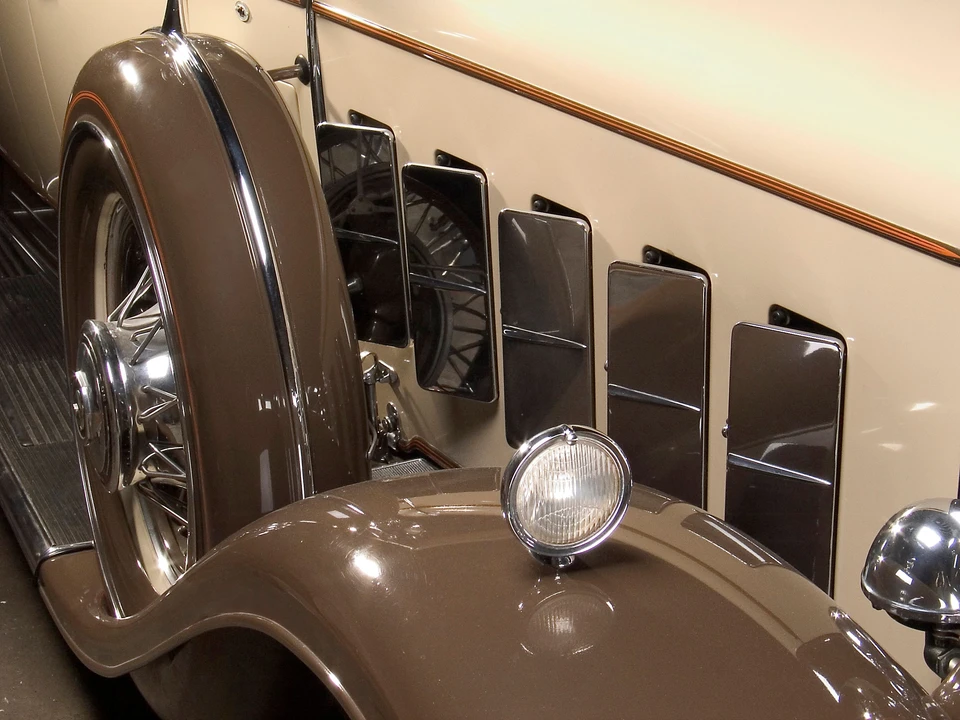 1931 Cadillac V-12 - Image 6 of 7