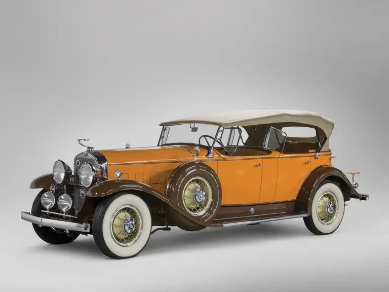 1931 Cadillac V-12 - Image 2 of 2