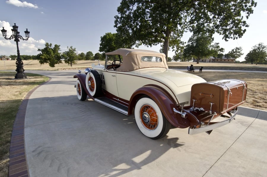 1931 Cadillac V-12 - Image 2 of 12