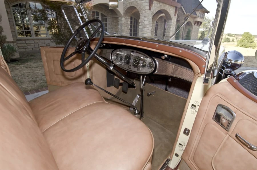 1931 Cadillac V-12 - Image 5 of 12