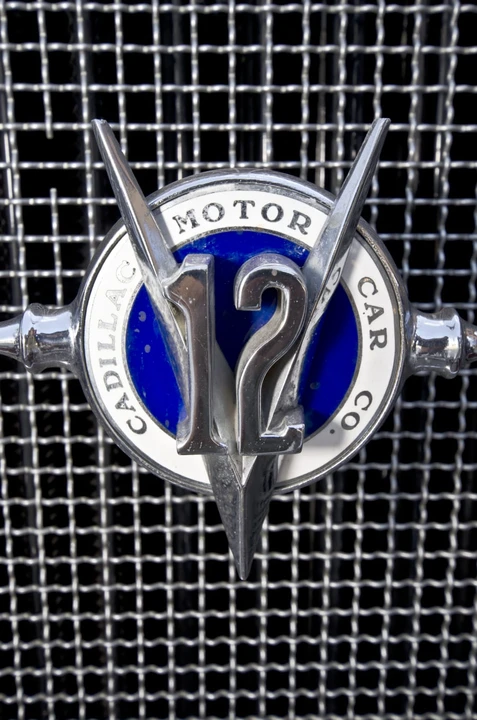 1931 Cadillac V-12 - Image 9 of 12
