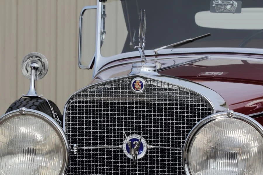 1931 Cadillac V-12 - Image 8 of 12