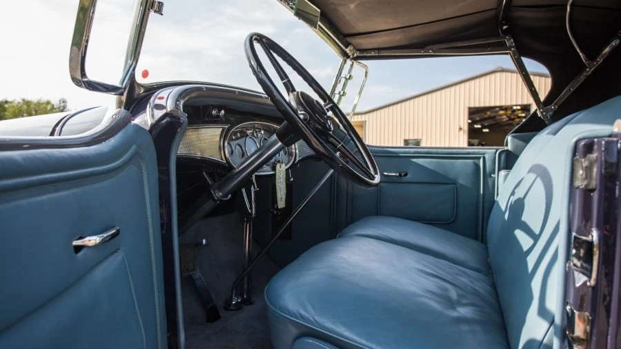 1931 Cadillac V-12 - Image 4 of 12