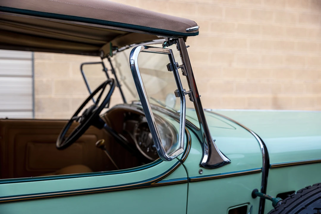 1931 Cadillac V-12 - Image 21 of 31