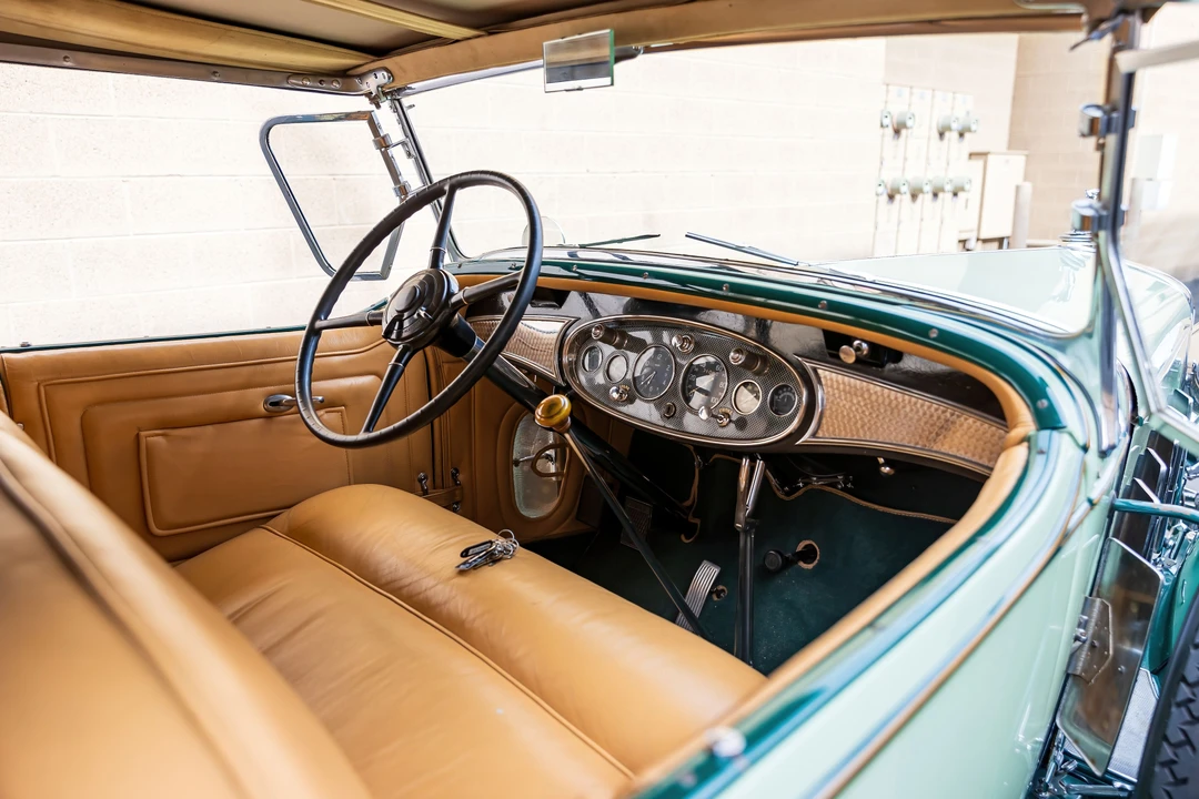1931 Cadillac V-12 - Image 23 of 31
